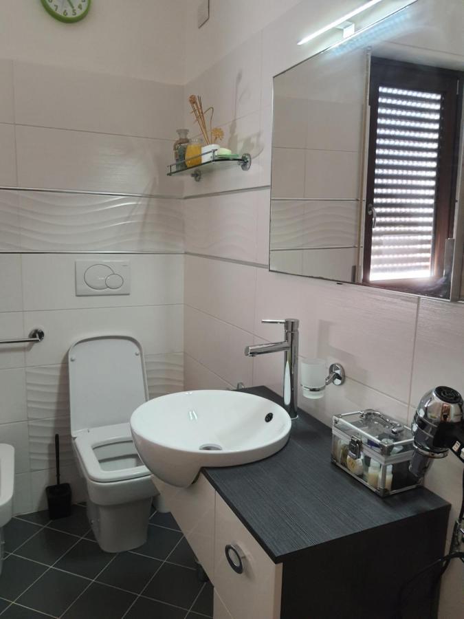 Sole D'Oro Iun S4354 Bed and Breakfast La Maddalena  Εξωτερικό φωτογραφία